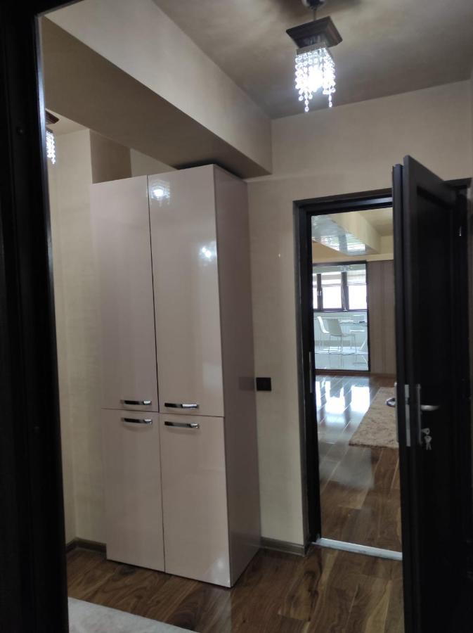 Apartament Lux Ultracentral Craiova Buitenkant foto