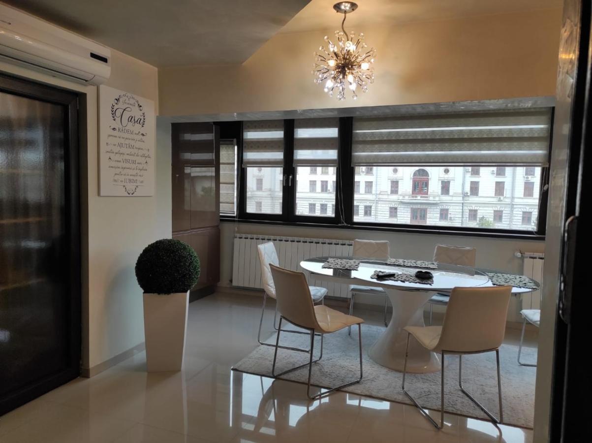 Apartament Lux Ultracentral Craiova Buitenkant foto